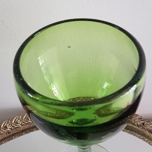 Set of 3 Green Blown Glass Wine Glasses 12 oz Green Glass Cup Clear Stem - Picture 8 of 9